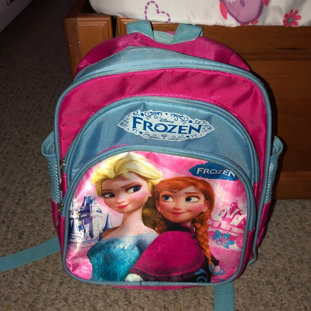 frozen bagpack